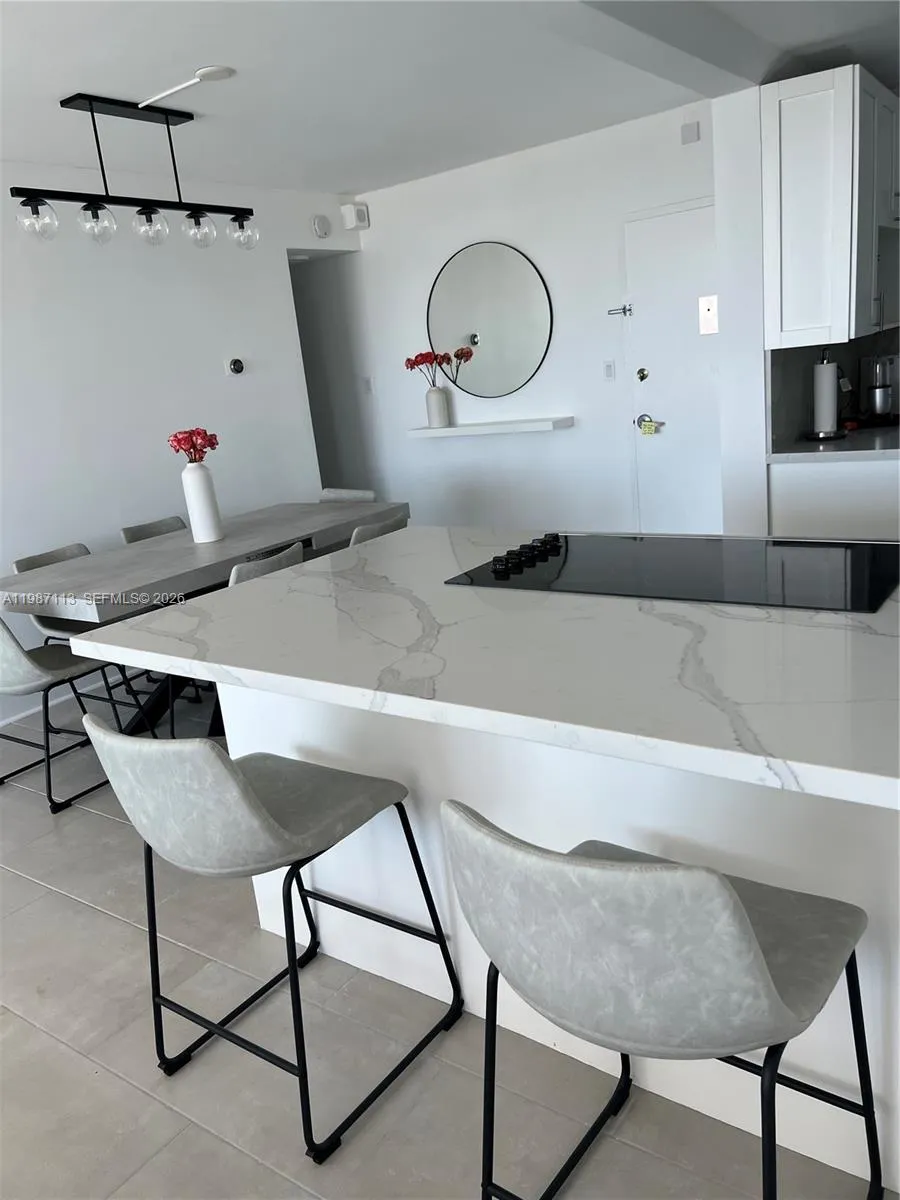 1000 West Ave 1110, Miami Beach, Florida 33139, Miami Beach, Florida 33139, 1 Bedroom Bedrooms, ,1 BathroomBathrooms,Residential Lease,For Rent,1000 West Ave 1110, Miami Beach, Florida 33139,A11987113