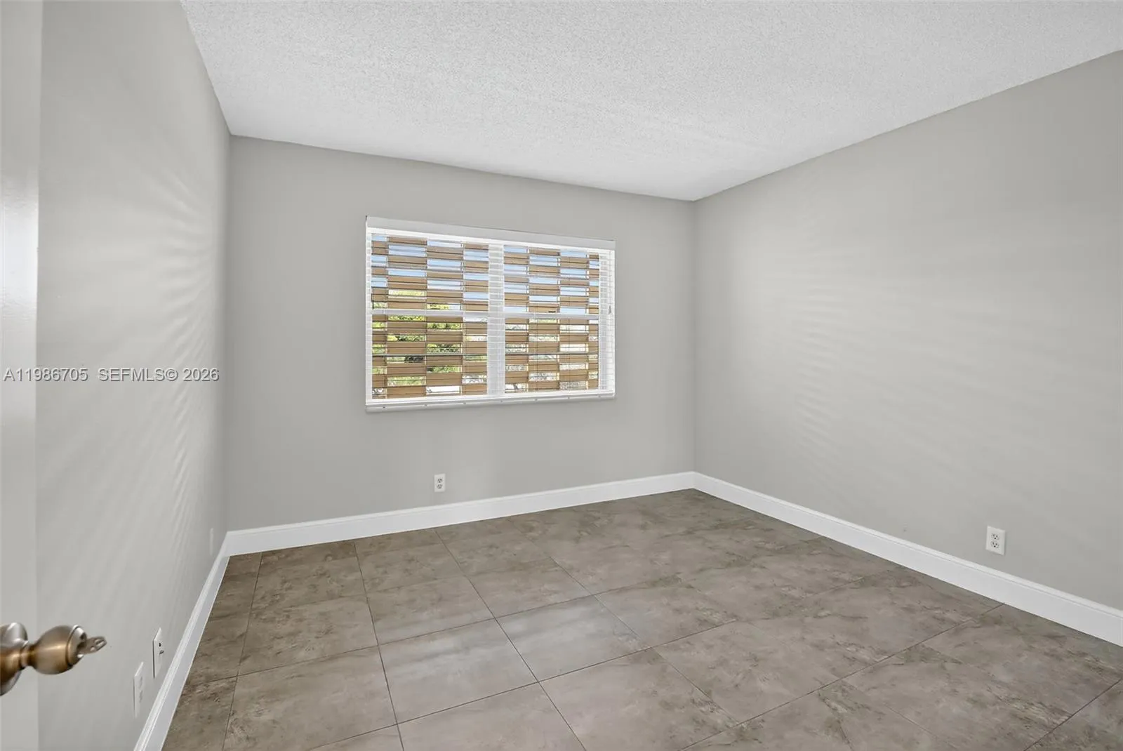 3050 Ne 16th Ave 407, Oakland Park, Florida 33334, Oakland Park, Florida 33334, 2 Bedrooms Bedrooms, ,2 BathroomsBathrooms,Residential Lease,For Rent,3050 Ne 16th Ave 407, Oakland Park, Florida 33334,A11986705