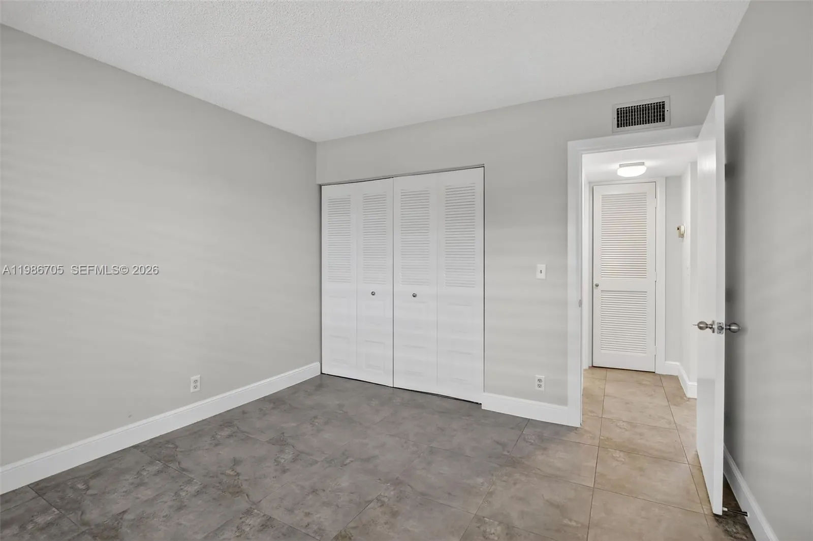 3050 Ne 16th Ave 407, Oakland Park, Florida 33334, Oakland Park, Florida 33334, 2 Bedrooms Bedrooms, ,2 BathroomsBathrooms,Residential Lease,For Rent,3050 Ne 16th Ave 407, Oakland Park, Florida 33334,A11986705