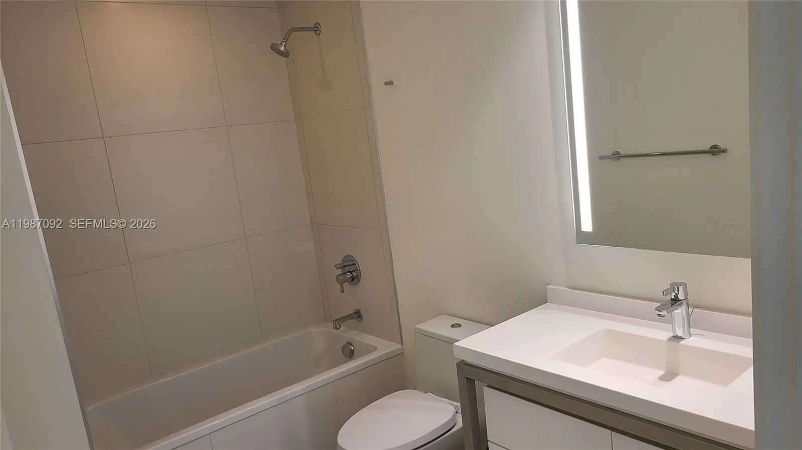 2000 Metropica Way 201, Sunrise, Florida 33323, Sunrise, Florida 33323, 1 Bedroom Bedrooms, ,1 BathroomBathrooms,Residential Lease,For Rent,2000 Metropica Way 201, Sunrise, Florida 33323,A11987092