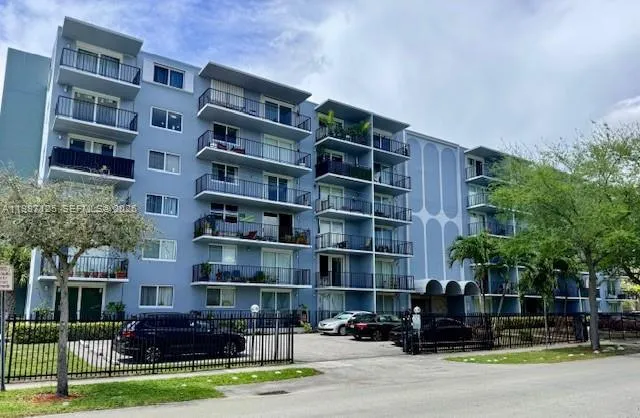 1470 Ne 125th Ter 802, North Miami, Florida 33161, North Miami, Florida 33161, 1 Bedroom Bedrooms, ,1 BathroomBathrooms,Residential,For Sale,1470 Ne 125th Ter 802, North Miami, Florida 33161,A11987125