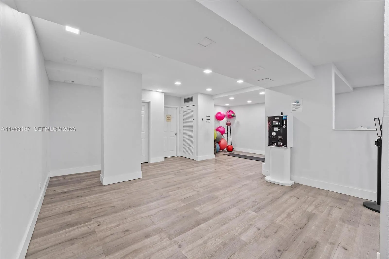 230 S 174th St 2202, Sunny Isles Beach, Florida 33, Sunny Isles Beach, Florida 33160, 2 Bedrooms Bedrooms, ,2 BathroomsBathrooms,Residential,For Sale,230 S 174th St 2202, Sunny Isles Beach, Florida 33,A11983187