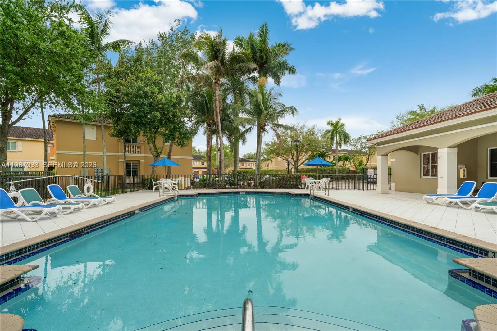 8916 Sw 19th St, Miramar, Florida 33025, Miramar, Florida 33025, 2 Bedrooms Bedrooms, ,2 BathroomsBathrooms,Residential,For Sale,8916 Sw 19th St, Miramar, Florida 33025,A11987033