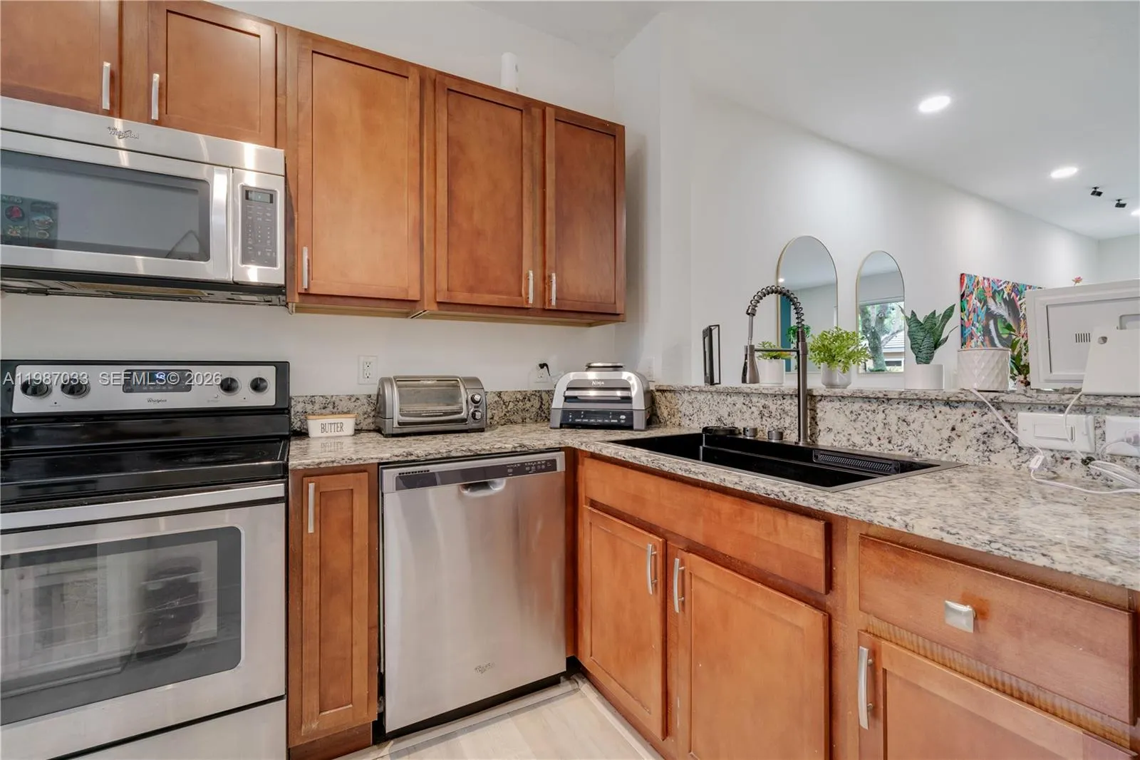 8916 Sw 19th St, Miramar, Florida 33025, Miramar, Florida 33025, 2 Bedrooms Bedrooms, ,2 BathroomsBathrooms,Residential,For Sale,8916 Sw 19th St, Miramar, Florida 33025,A11987033