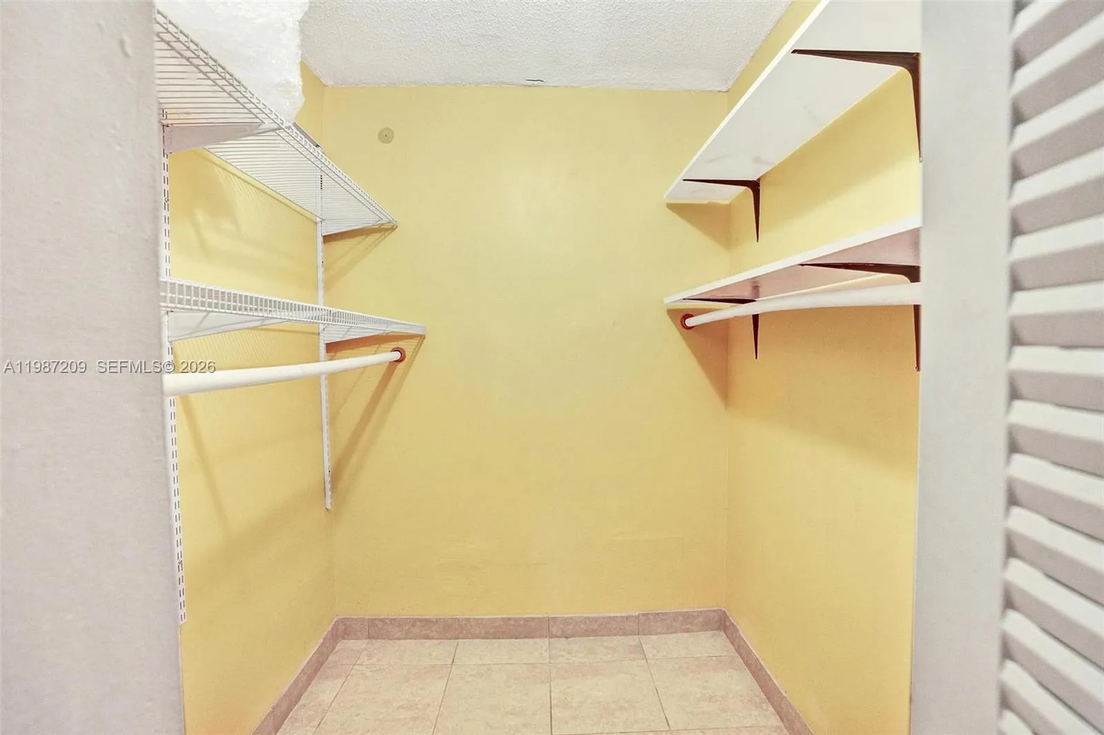 8301 Sands Point Blvd S205, Tamarac, Florida 33321, Tamarac, Florida 33321, 1 Bedroom Bedrooms, ,1 BathroomBathrooms,Residential Lease,For Rent,8301 Sands Point Blvd S205, Tamarac, Florida 33321,A11987209