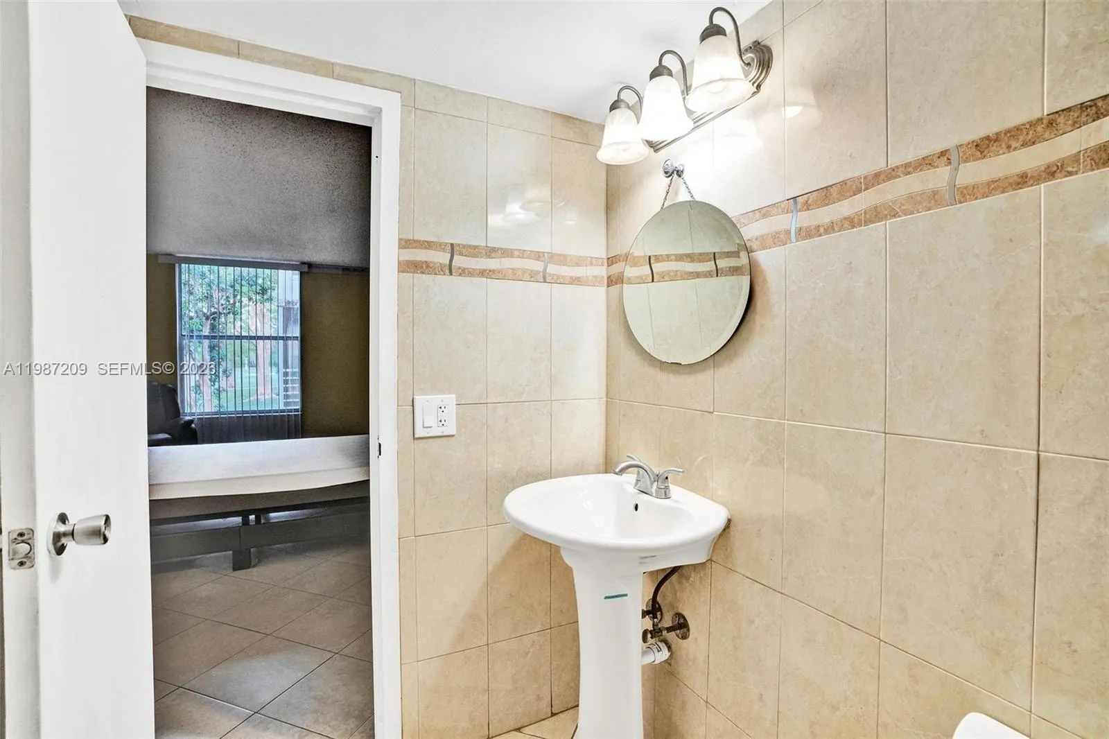 8301 Sands Point Blvd S205, Tamarac, Florida 33321, Tamarac, Florida 33321, 1 Bedroom Bedrooms, ,1 BathroomBathrooms,Residential Lease,For Rent,8301 Sands Point Blvd S205, Tamarac, Florida 33321,A11987209