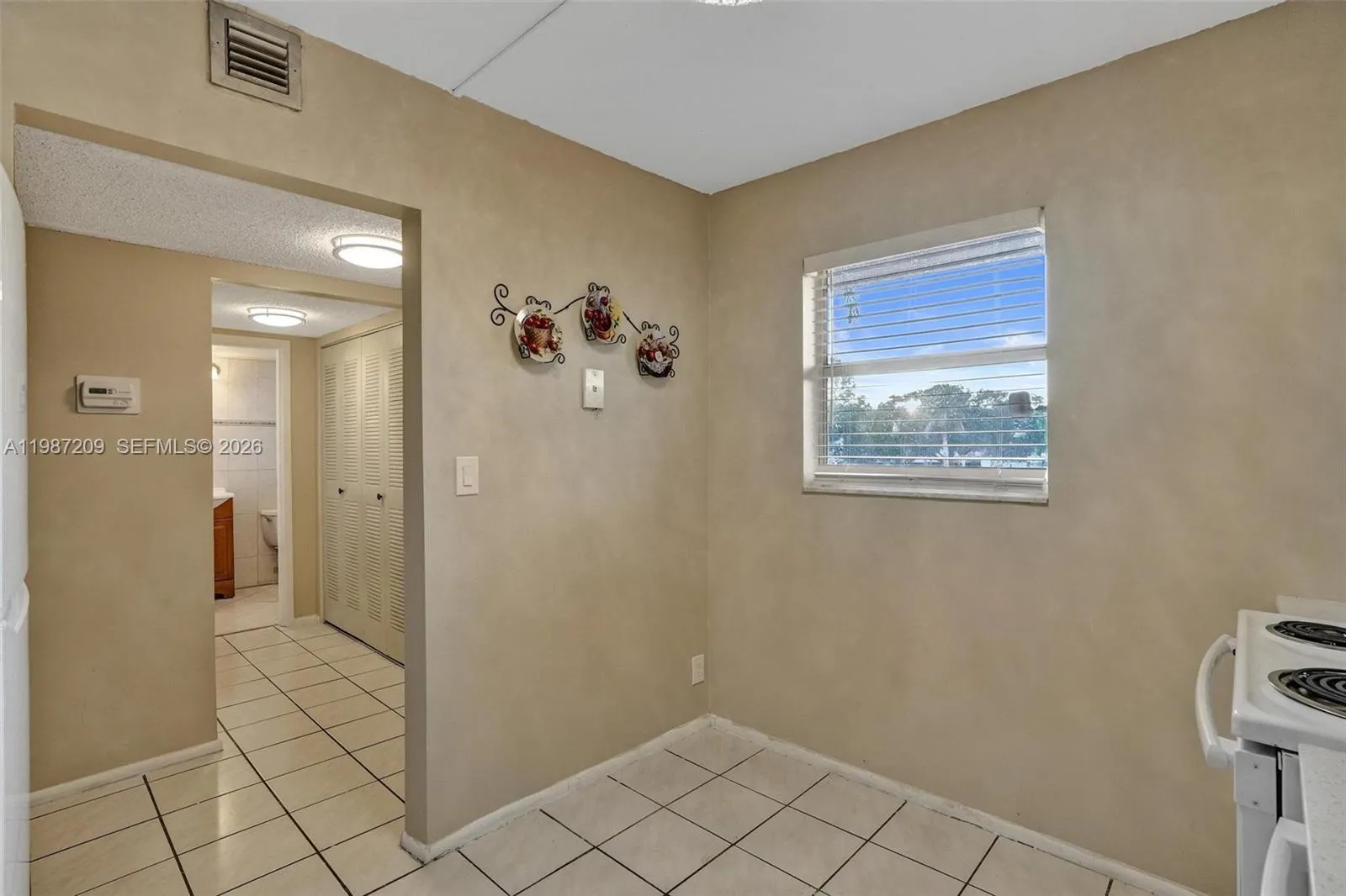 8301 Sands Point Blvd S205, Tamarac, Florida 33321, Tamarac, Florida 33321, 1 Bedroom Bedrooms, ,1 BathroomBathrooms,Residential Lease,For Rent,8301 Sands Point Blvd S205, Tamarac, Florida 33321,A11987209