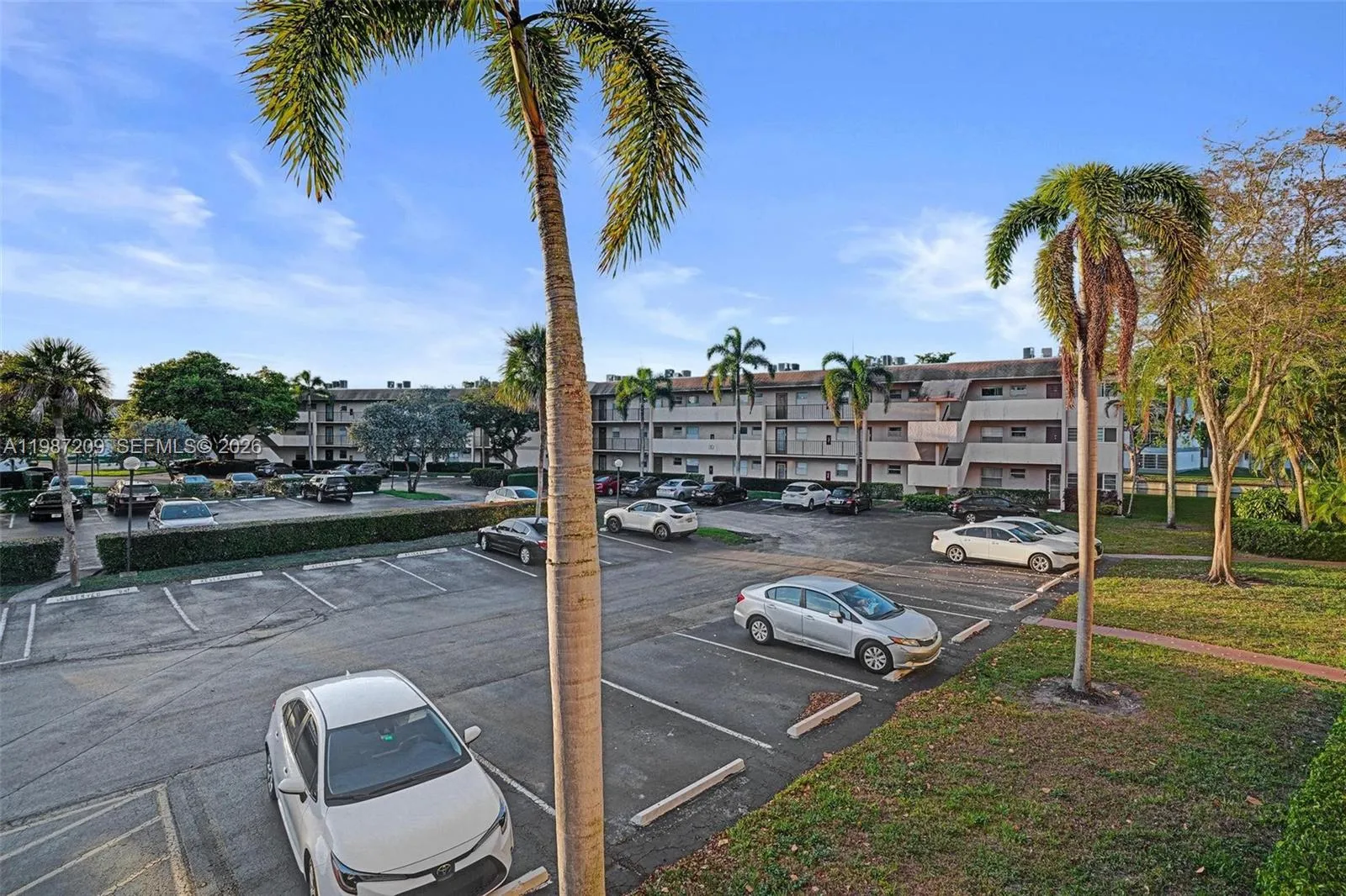 8301 Sands Point Blvd S205, Tamarac, Florida 33321, Tamarac, Florida 33321, 1 Bedroom Bedrooms, ,1 BathroomBathrooms,Residential Lease,For Rent,8301 Sands Point Blvd S205, Tamarac, Florida 33321,A11987209