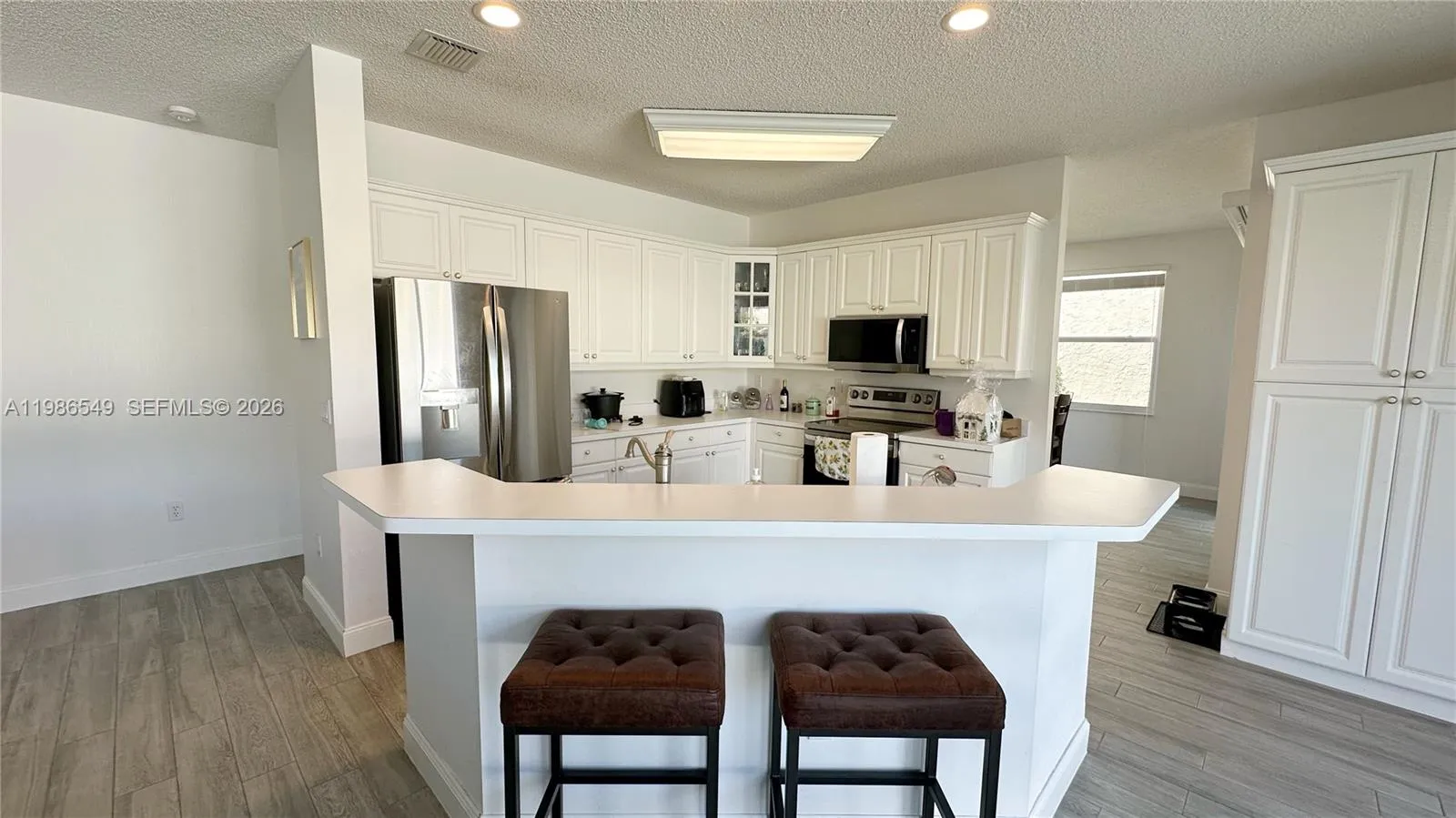 15973 Nw 16th Ct, Pembroke Pines, Florida 33028, Pembroke Pines, Florida 33028, 4 Bedrooms Bedrooms, ,2 BathroomsBathrooms,Residential,For Sale,15973 Nw 16th Ct, Pembroke Pines, Florida 33028,A11986549