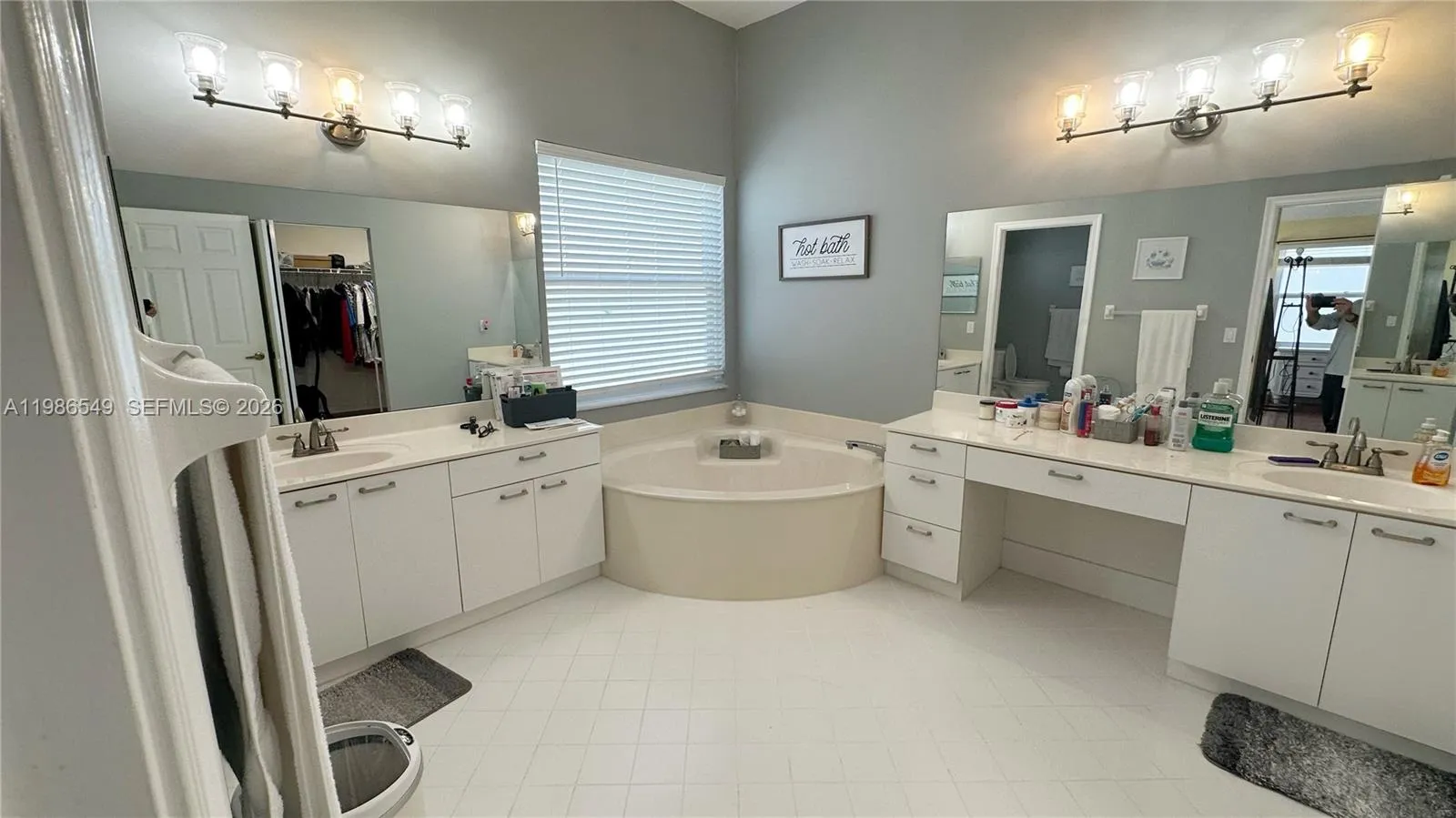 15973 Nw 16th Ct, Pembroke Pines, Florida 33028, Pembroke Pines, Florida 33028, 4 Bedrooms Bedrooms, ,2 BathroomsBathrooms,Residential,For Sale,15973 Nw 16th Ct, Pembroke Pines, Florida 33028,A11986549