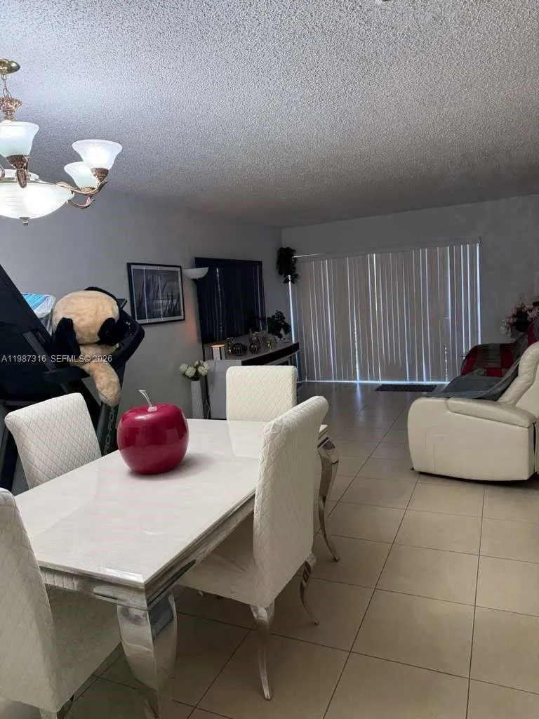 1900 W 68th St A205, Hialeah, Florida 33014, Hialeah, Florida 33014, 2 Bedrooms Bedrooms, ,2 BathroomsBathrooms,Residential,For Sale,1900 W 68th St A205, Hialeah, Florida 33014,A11987316