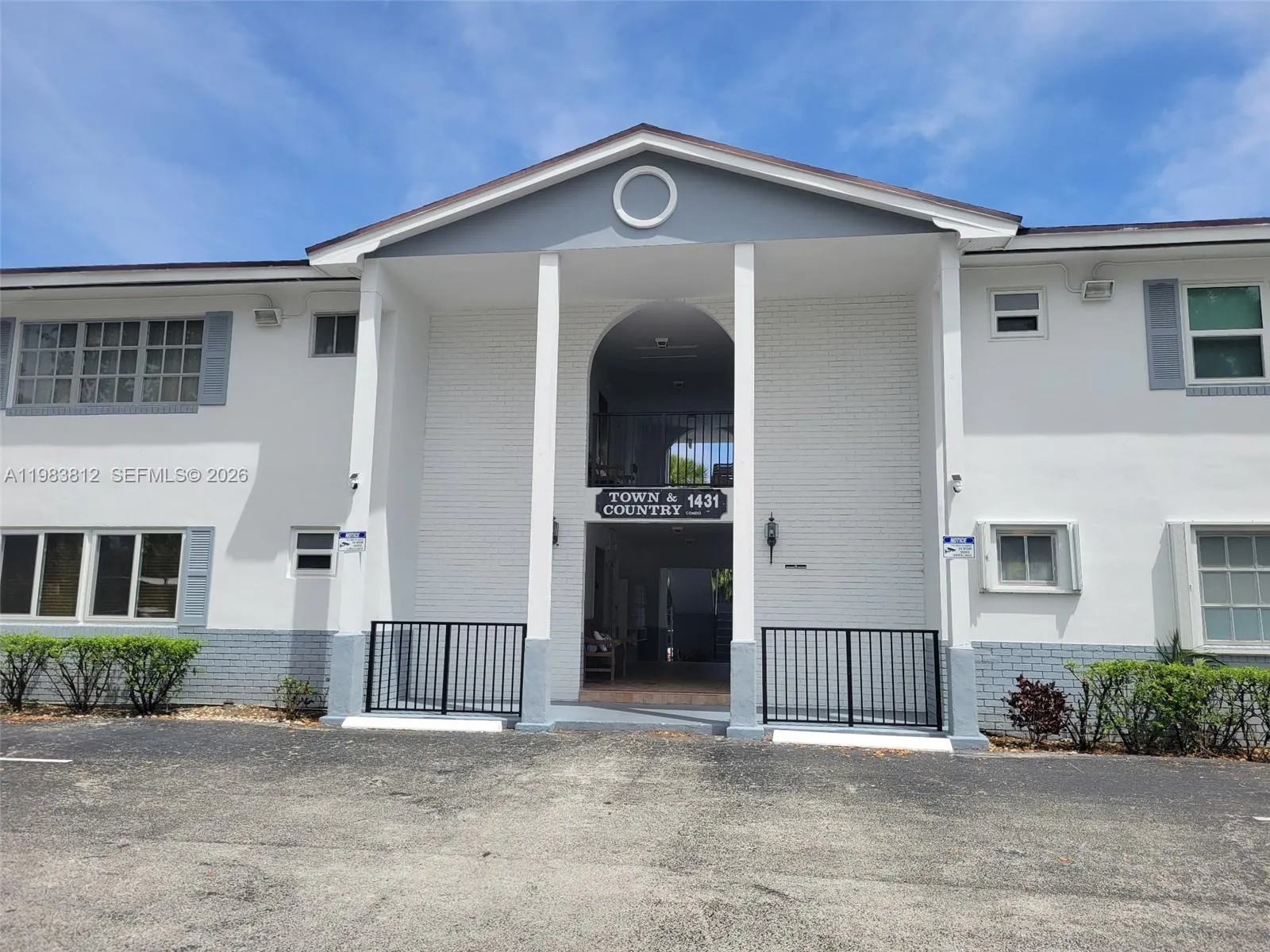 1431 S 14th Ave 114, Hollywood, Florida 33020, Hollywood, Florida 33020, 1 Bedroom Bedrooms, ,1 BathroomBathrooms,Residential,For Sale,1431 S 14th Ave 114, Hollywood, Florida 33020,A11983812