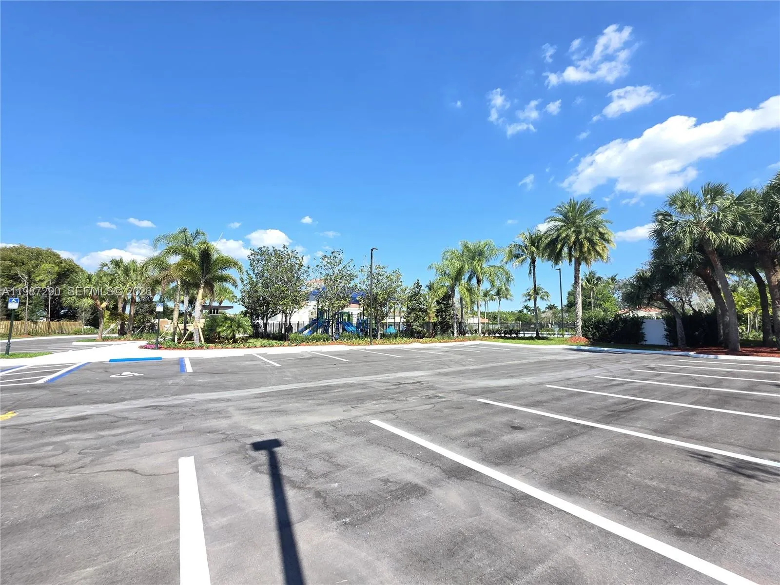 16404 Diamond Head Dr 0, Weston, Florida 33331, Weston, Florida 33331, 4 Bedrooms Bedrooms, ,4 BathroomsBathrooms,Residential Lease,For Rent,16404 Diamond Head Dr 0, Weston, Florida 33331,A11987290