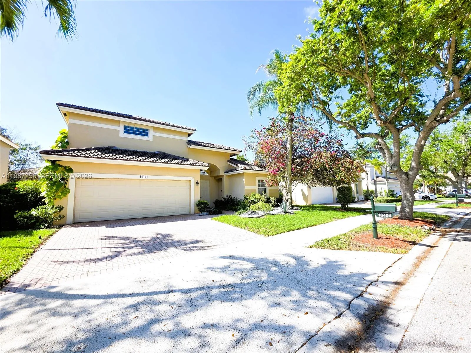 16404 Diamond Head Dr 0, Weston, Florida 33331, Weston, Florida 33331, 4 Bedrooms Bedrooms, ,4 BathroomsBathrooms,Residential Lease,For Rent,16404 Diamond Head Dr 0, Weston, Florida 33331,A11987290