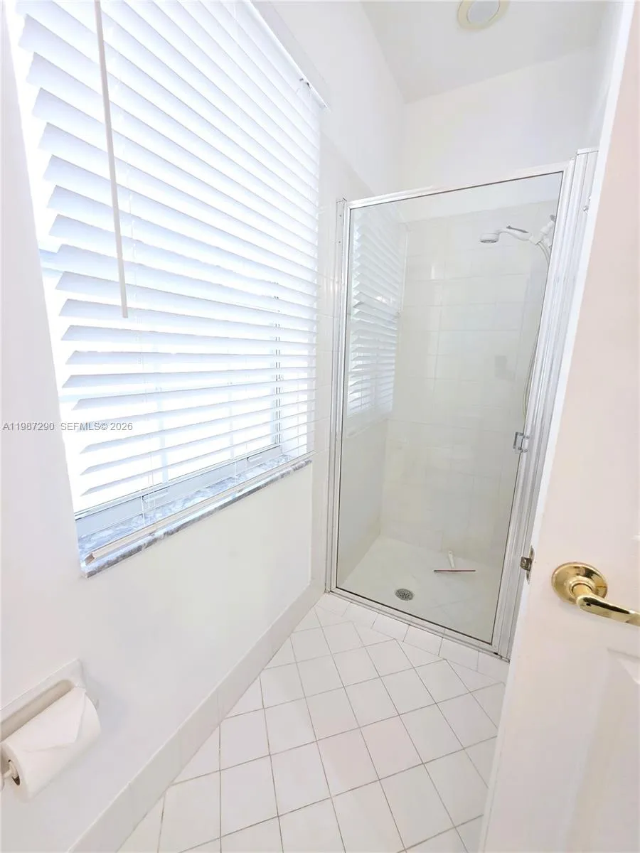 Guest House Shower