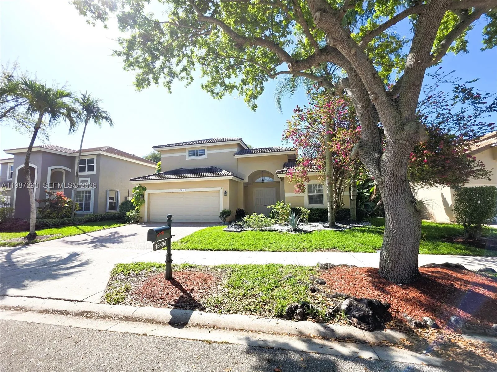 16404 Diamond Head Dr 0, Weston, Florida 33331, Weston, Florida 33331, 4 Bedrooms Bedrooms, ,4 BathroomsBathrooms,Residential Lease,For Rent,16404 Diamond Head Dr 0, Weston, Florida 33331,A11987290