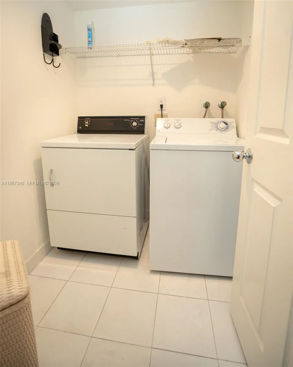 3530 Mystic Pointe Dr 1401, Aventura, Florida 3318, Aventura, Florida 33180, 3 Bedrooms Bedrooms, ,3 BathroomsBathrooms,Residential Lease,For Rent,3530 Mystic Pointe Dr 1401, Aventura, Florida 3318,A11987348