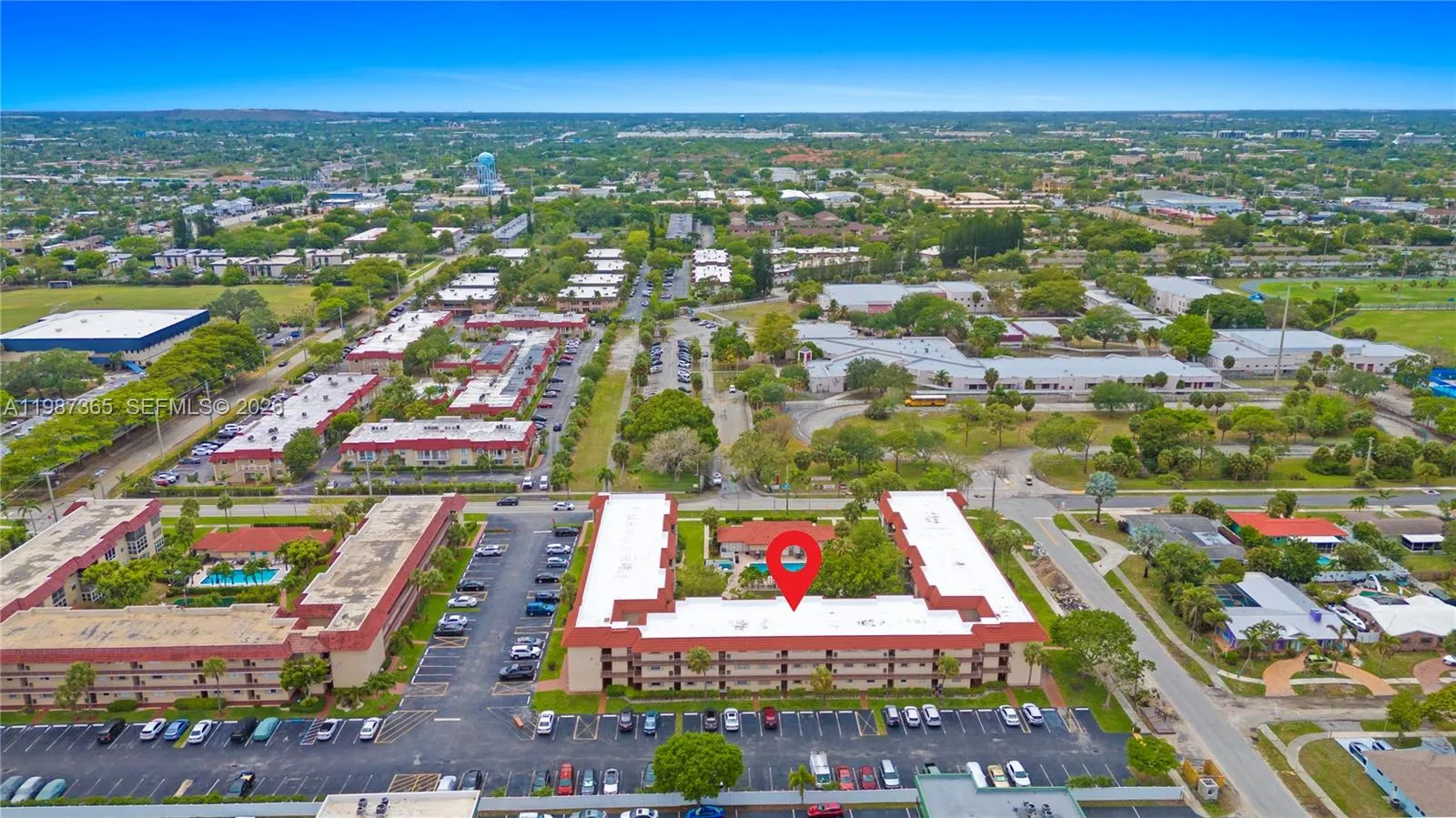 700 Se 6th Ave 314, Deerfield Beach, Florida 33441, Deerfield Beach, Florida 33441, 2 Bedrooms Bedrooms, ,2 BathroomsBathrooms,Residential,For Sale,700 Se 6th Ave 314, Deerfield Beach, Florida 33441,A11987365