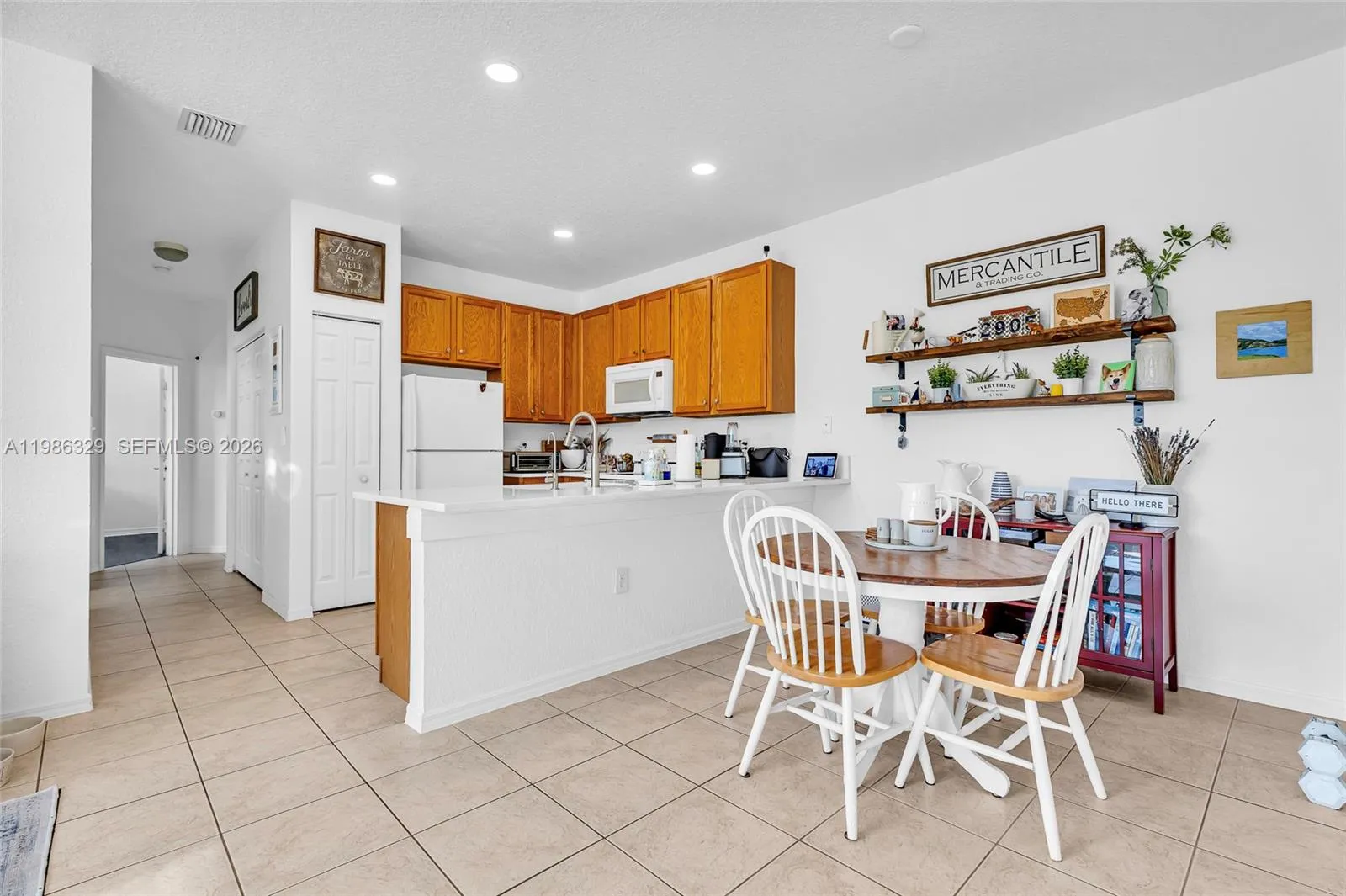 2905 Crestwood Ter 3203, Margate, Florida 33063, Margate, Florida 33063, 2 Bedrooms Bedrooms, ,2 BathroomsBathrooms,Residential Lease,For Rent,2905 Crestwood Ter 3203, Margate, Florida 33063,A11986329