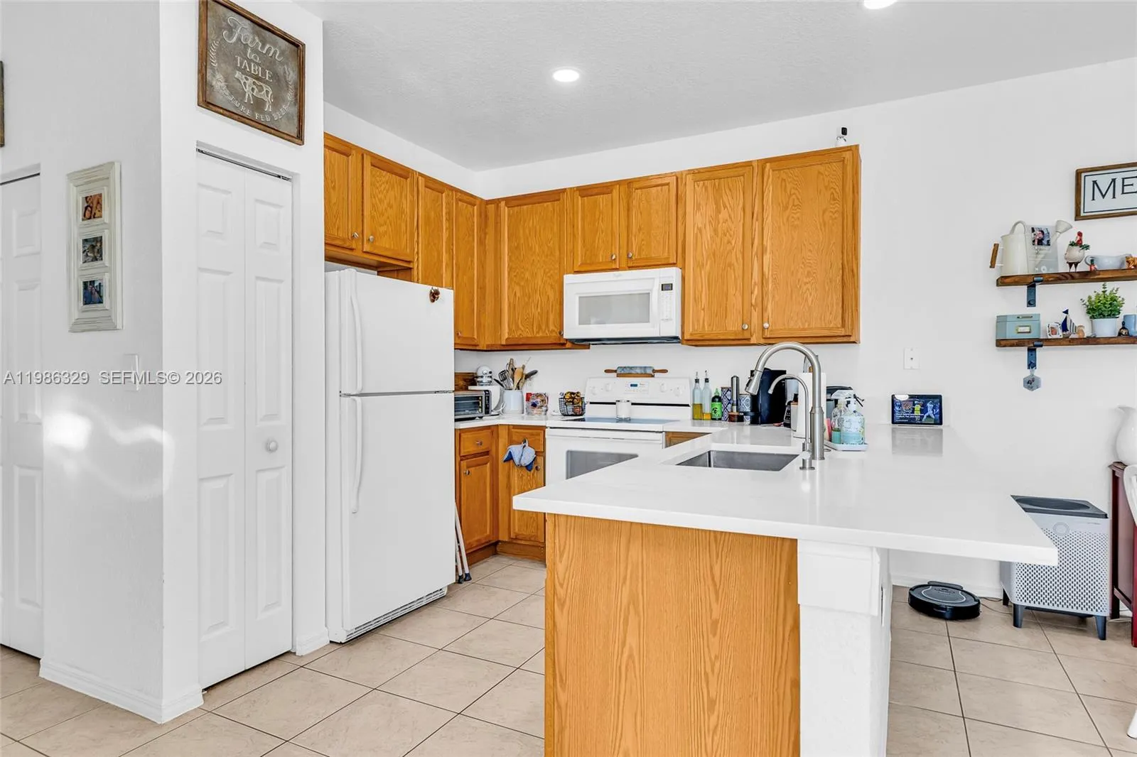 2905 Crestwood Ter 3203, Margate, Florida 33063, Margate, Florida 33063, 2 Bedrooms Bedrooms, ,2 BathroomsBathrooms,Residential Lease,For Rent,2905 Crestwood Ter 3203, Margate, Florida 33063,A11986329