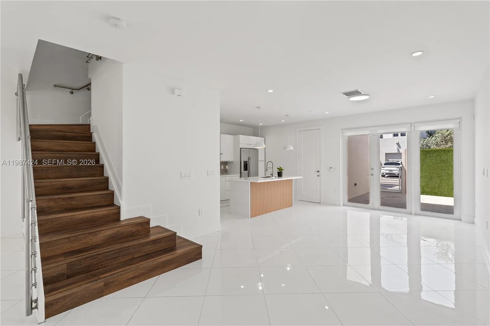 6432 Nw 104th Ct, Doral, Florida 33178, Doral, Florida 33178, 4 Bedrooms Bedrooms, ,3 BathroomsBathrooms,Residential Lease,For Rent,6432 Nw 104th Ct, Doral, Florida 33178,A11987424