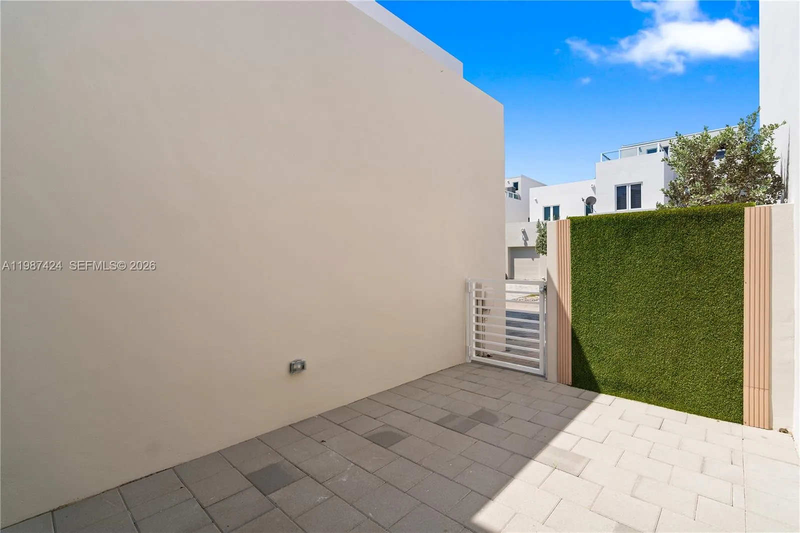 6432 Nw 104th Ct, Doral, Florida 33178, Doral, Florida 33178, 4 Bedrooms Bedrooms, ,3 BathroomsBathrooms,Residential Lease,For Rent,6432 Nw 104th Ct, Doral, Florida 33178,A11987424