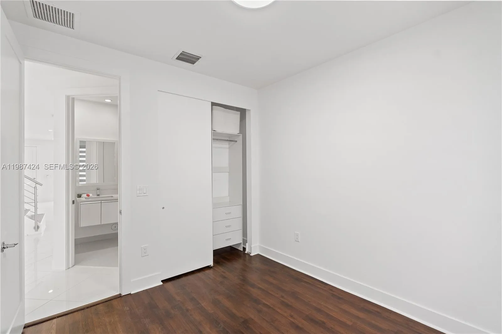 6432 Nw 104th Ct, Doral, Florida 33178, Doral, Florida 33178, 4 Bedrooms Bedrooms, ,3 BathroomsBathrooms,Residential Lease,For Rent,6432 Nw 104th Ct, Doral, Florida 33178,A11987424