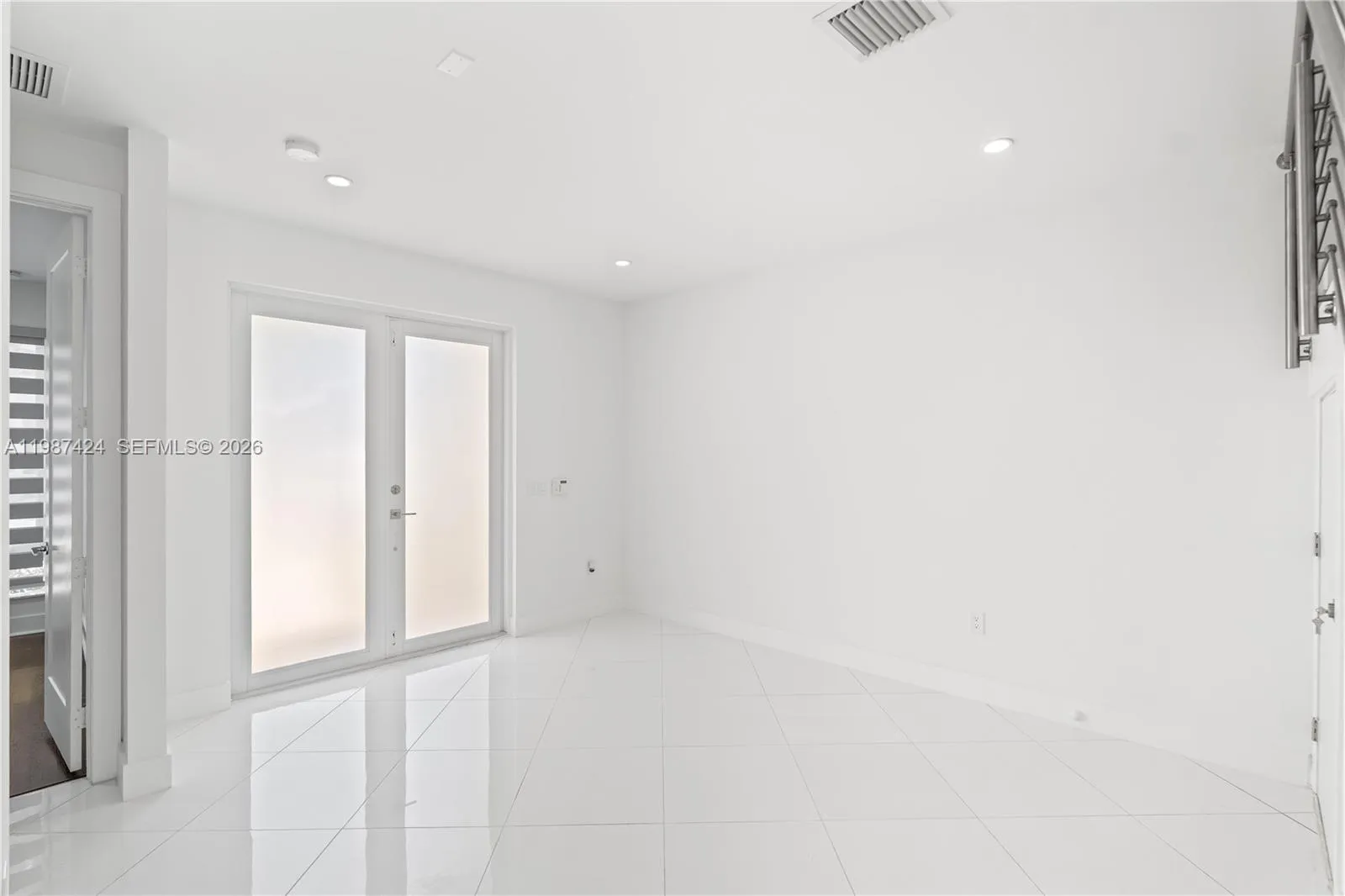 6432 Nw 104th Ct, Doral, Florida 33178, Doral, Florida 33178, 4 Bedrooms Bedrooms, ,3 BathroomsBathrooms,Residential Lease,For Rent,6432 Nw 104th Ct, Doral, Florida 33178,A11987424