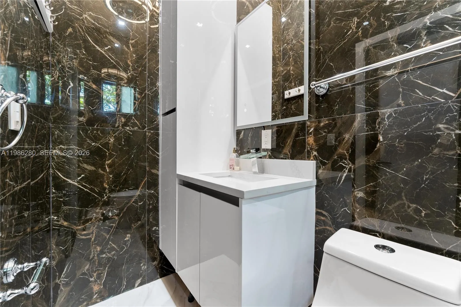 Gazebo/pool bathroom