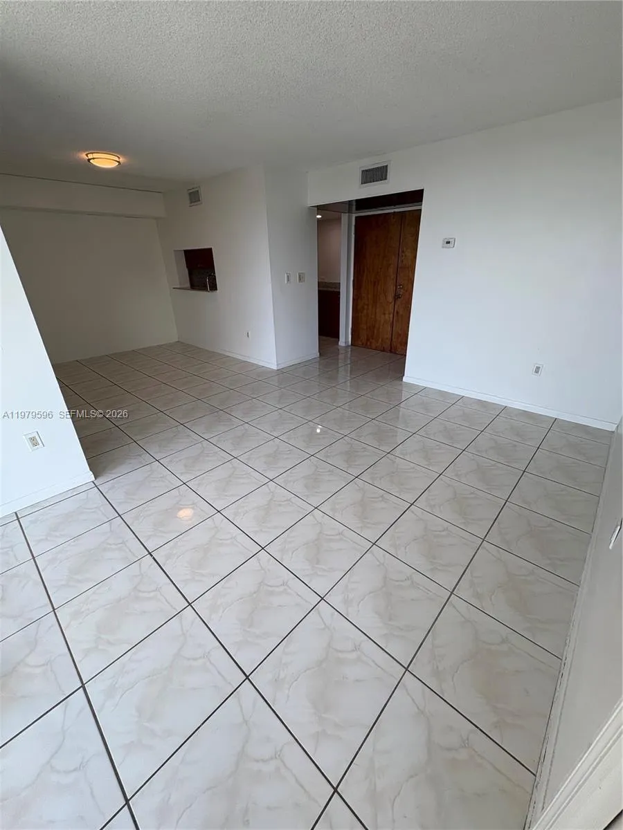 11800 Sw 18th St 517-4, Miami, Florida 33175, Miami, Florida 33175, 2 Bedrooms Bedrooms, ,2 BathroomsBathrooms,Residential Lease,For Rent,11800 Sw 18th St 517-4, Miami, Florida 33175,A11979596