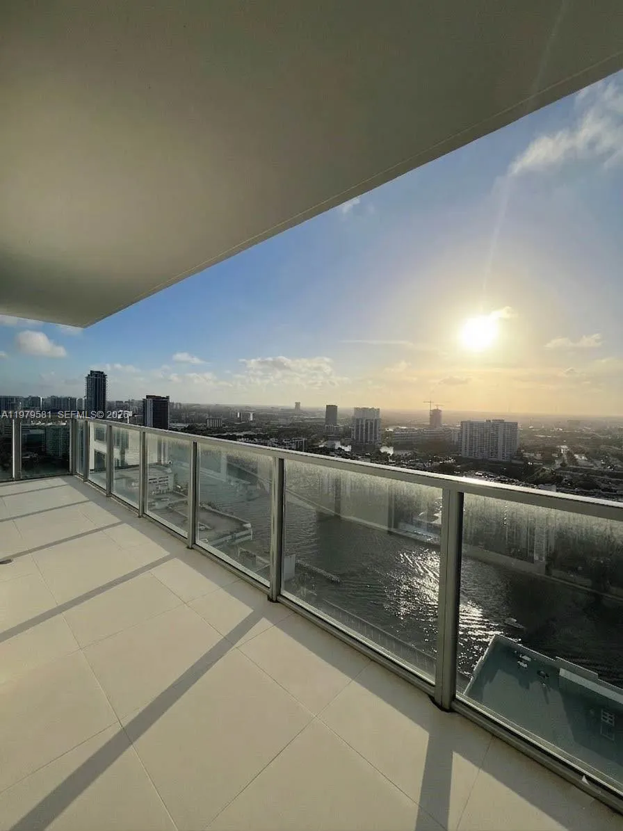 3101 S Ocean Dr 3102, Hollywood, Florida 33019, Hollywood, Florida 33019, 2 Bedrooms Bedrooms, ,3 BathroomsBathrooms,Residential,For Sale,3101 S Ocean Dr 3102, Hollywood, Florida 33019,A11979581