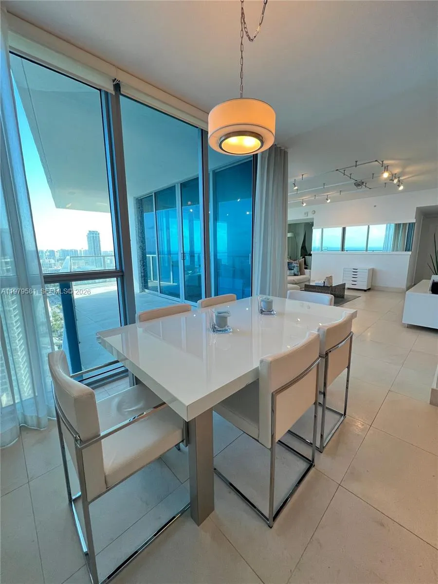 3101 S Ocean Dr 3102, Hollywood, Florida 33019, Hollywood, Florida 33019, 2 Bedrooms Bedrooms, ,3 BathroomsBathrooms,Residential,For Sale,3101 S Ocean Dr 3102, Hollywood, Florida 33019,A11979581