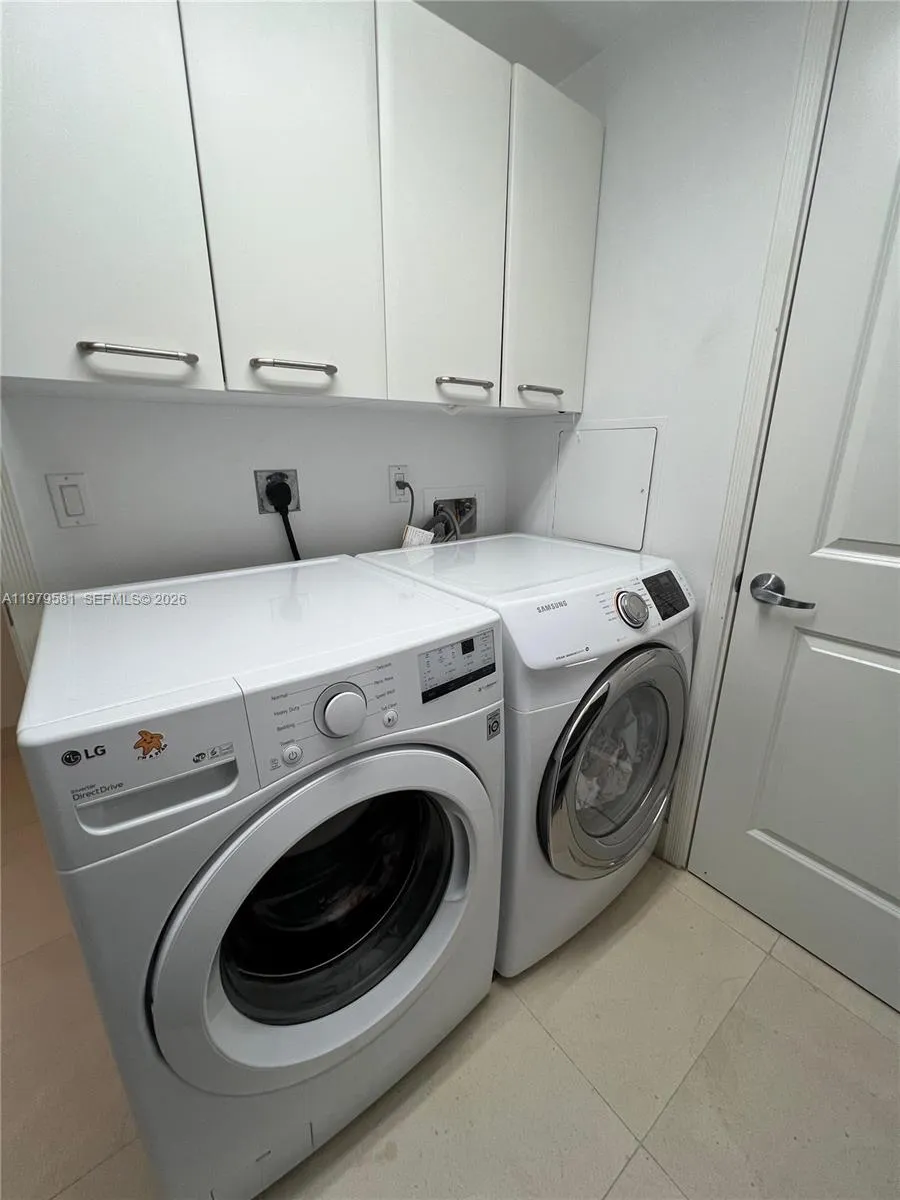 3101 S Ocean Dr 3102, Hollywood, Florida 33019, Hollywood, Florida 33019, 2 Bedrooms Bedrooms, ,3 BathroomsBathrooms,Residential,For Sale,3101 S Ocean Dr 3102, Hollywood, Florida 33019,A11979581