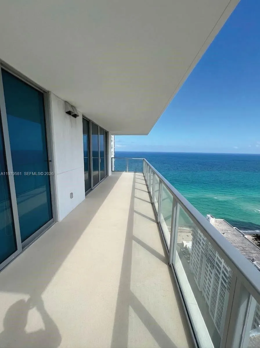3101 S Ocean Dr 3102, Hollywood, Florida 33019, Hollywood, Florida 33019, 2 Bedrooms Bedrooms, ,3 BathroomsBathrooms,Residential,For Sale,3101 S Ocean Dr 3102, Hollywood, Florida 33019,A11979581