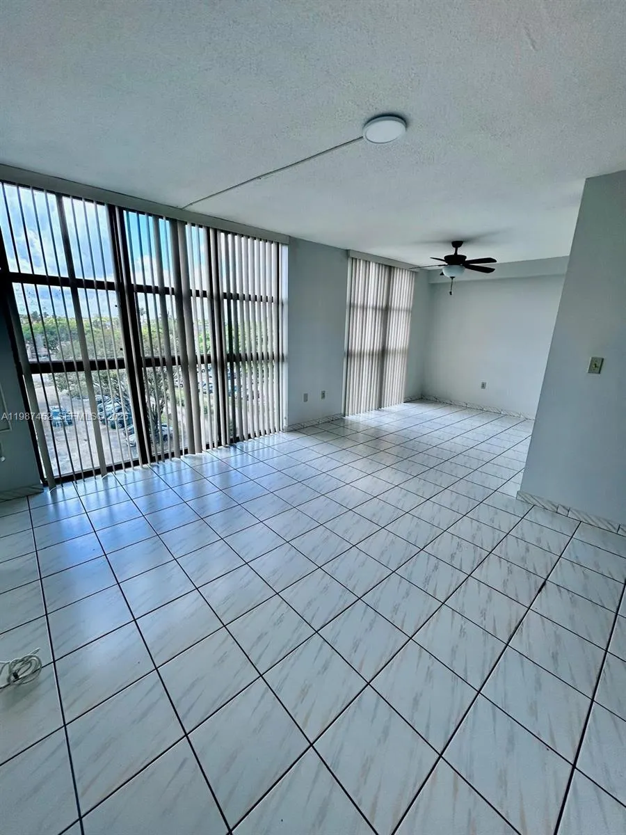 11750 Sw 18th St 501-1, Miami, Florida 33175, Miami, Florida 33175, 1 Bedroom Bedrooms, ,1 BathroomBathrooms,Residential Lease,For Rent,11750 Sw 18th St 501-1, Miami, Florida 33175,A11987452
