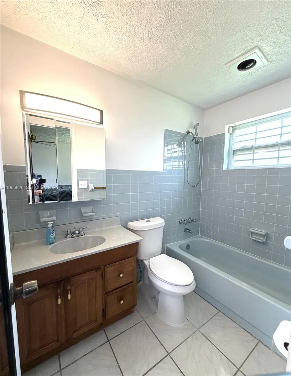 4910 Nw 15th Ct, Lauderhill, Florida 33313, Lauderhill, Florida 33313, 4 Bedrooms Bedrooms, ,3 BathroomsBathrooms,Residential,For Sale,4910 Nw 15th Ct, Lauderhill, Florida 33313,A11986926