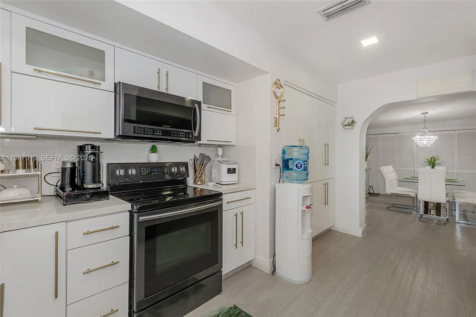 7171 Sheridan St, Hollywood, Florida 33024, Hollywood, Florida 33024, 4 Bedrooms Bedrooms, ,2 BathroomsBathrooms,Residential,For Sale,7171 Sheridan St, Hollywood, Florida 33024,A11987019