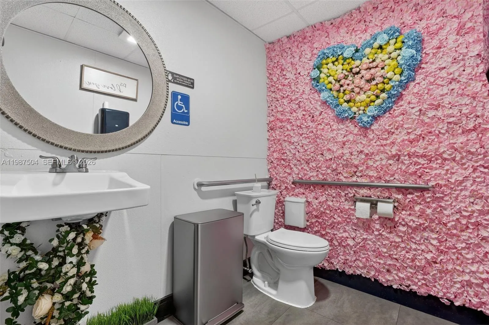 For Sale In The Heart Of Kendall, Florida City, Fl, Kendall, Florida 33186, ,Business Opportunity,For Sale,For Sale In The Heart Of Kendall, Florida City, Fl,A11987504