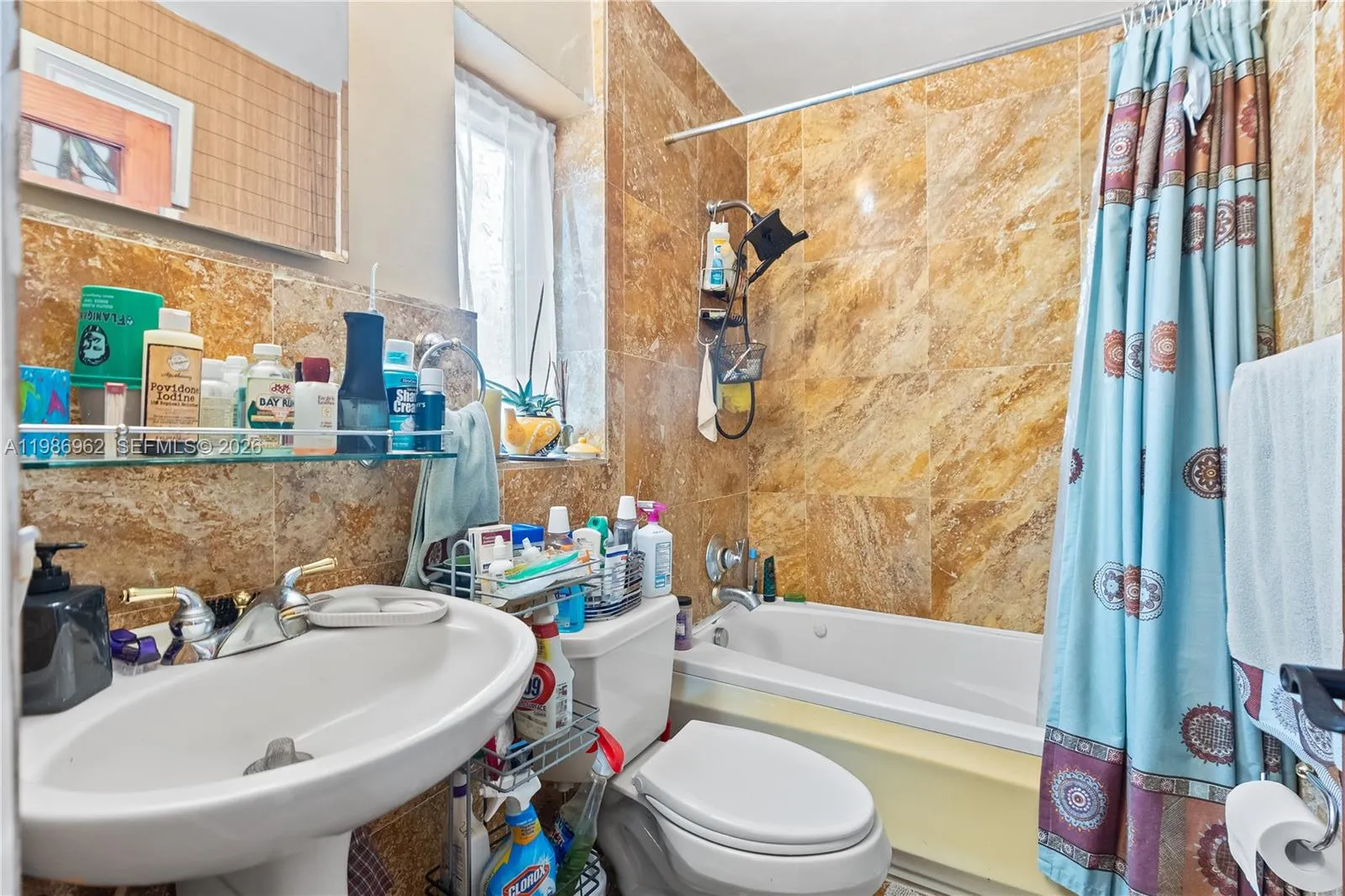 720 Nw 4th St, Hallandale Beach, Florida 33009, Hallandale Beach, Florida 33009, 3 Bedrooms Bedrooms, ,2 BathroomsBathrooms,Residential,For Sale,720 Nw 4th St, Hallandale Beach, Florida 33009,A11986962