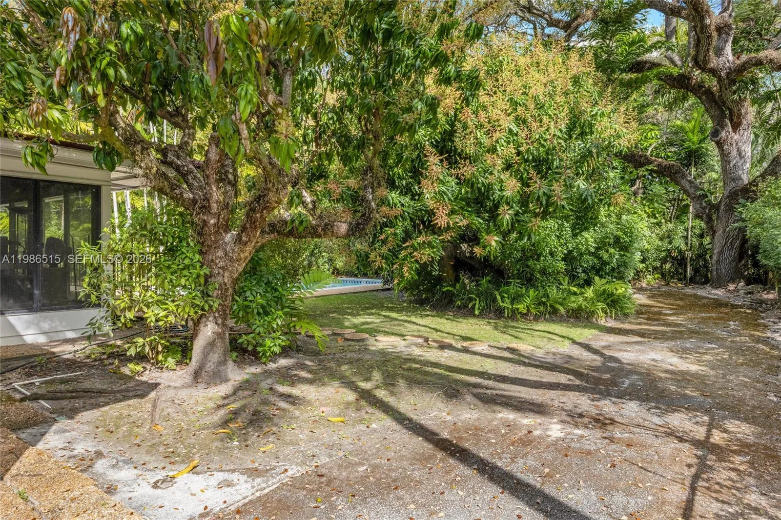 731 San Juan Dr, Coral Gables, Florida 33143, Coral Gables, Florida 33143, 4 Bedrooms Bedrooms, ,3 BathroomsBathrooms,Residential,For Sale,731 San Juan Dr, Coral Gables, Florida 33143,A11986515