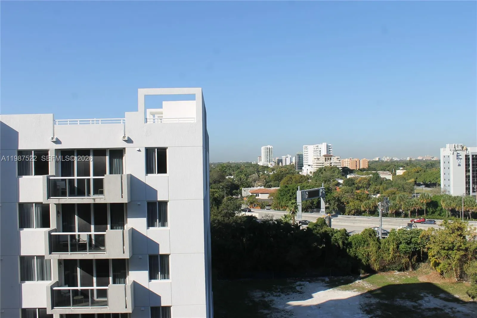 201 Sw 17th Rd 802, Miami, Florida 33129, Miami, Florida 33129, 2 Bedrooms Bedrooms, ,2 BathroomsBathrooms,Residential Lease,For Rent,201 Sw 17th Rd 802, Miami, Florida 33129,A11987522