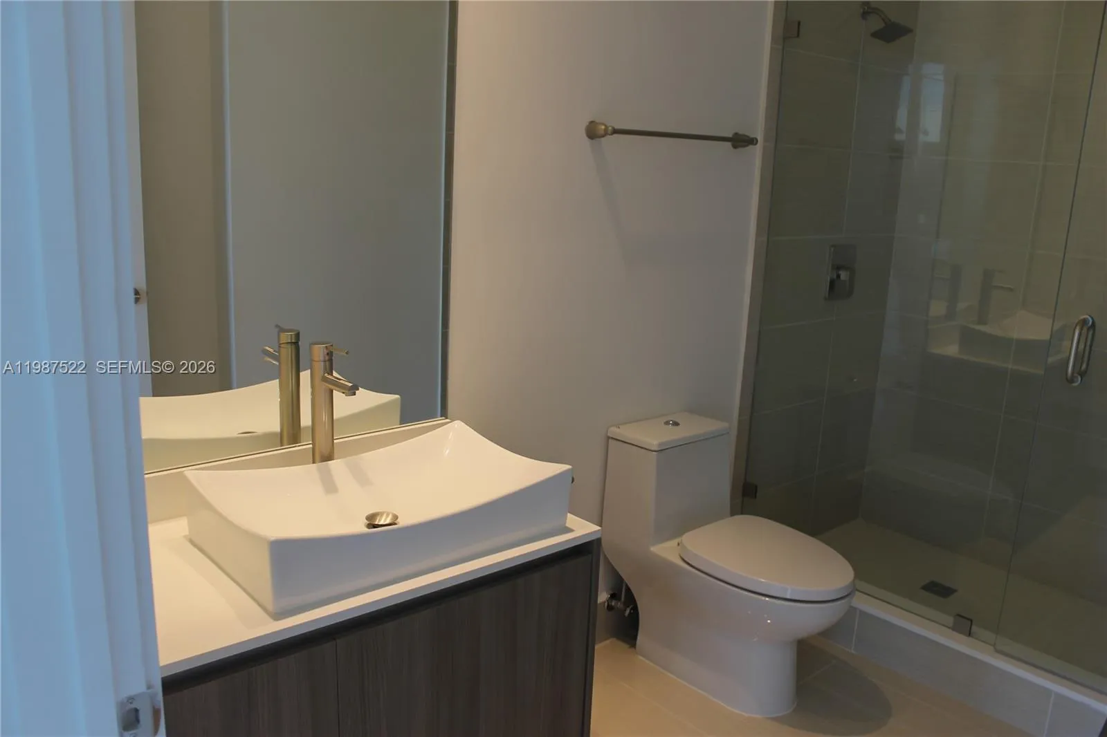 201 Sw 17th Rd 802, Miami, Florida 33129, Miami, Florida 33129, 2 Bedrooms Bedrooms, ,2 BathroomsBathrooms,Residential Lease,For Rent,201 Sw 17th Rd 802, Miami, Florida 33129,A11987522