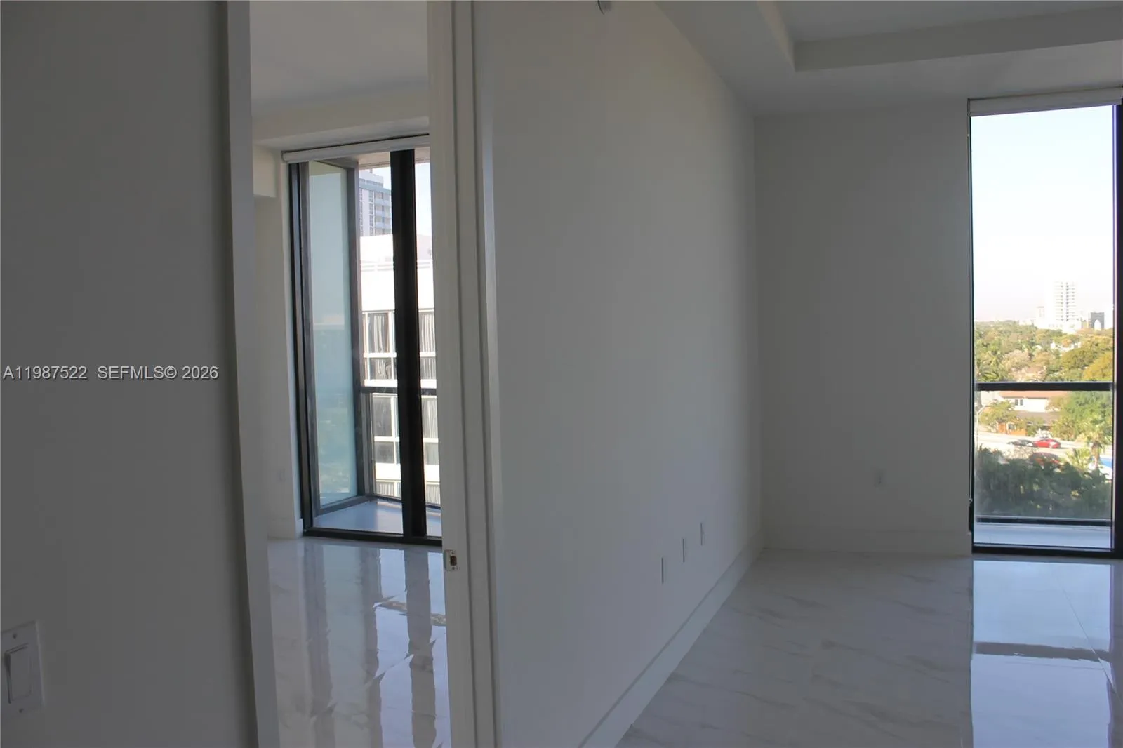 201 Sw 17th Rd 802, Miami, Florida 33129, Miami, Florida 33129, 2 Bedrooms Bedrooms, ,2 BathroomsBathrooms,Residential Lease,For Rent,201 Sw 17th Rd 802, Miami, Florida 33129,A11987522