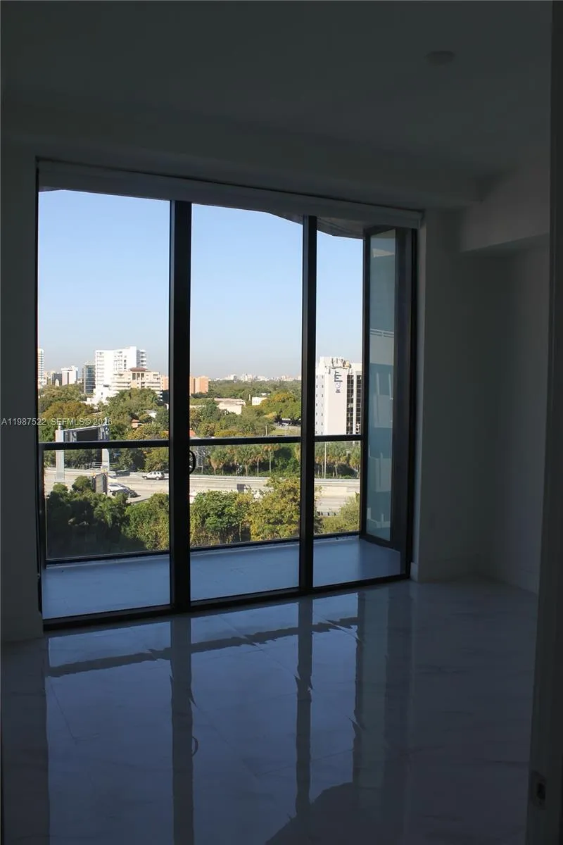 201 Sw 17th Rd 802, Miami, Florida 33129, Miami, Florida 33129, 2 Bedrooms Bedrooms, ,2 BathroomsBathrooms,Residential Lease,For Rent,201 Sw 17th Rd 802, Miami, Florida 33129,A11987522