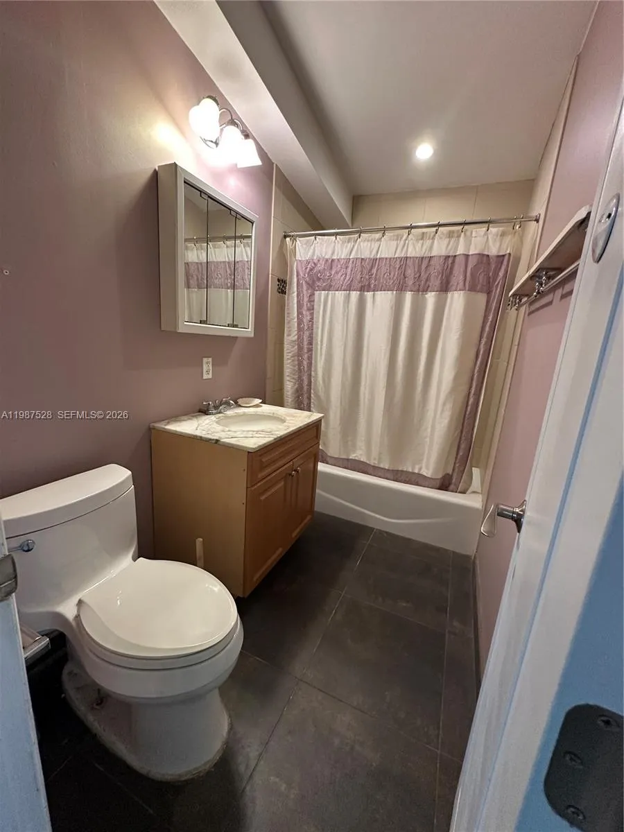 2490 Andros Ln, Fort Lauderdale, Florida 33312, Fort Lauderdale, Florida 33312, 3 Bedrooms Bedrooms, ,2 BathroomsBathrooms,Residential,For Sale,2490 Andros Ln, Fort Lauderdale, Florida 33312,A11987528