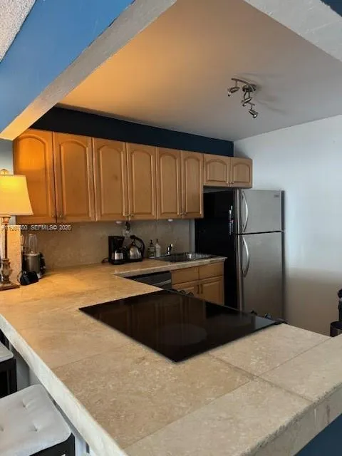 Hallandale Beach, Florida 33009, 1 Bedroom Bedrooms, ,1 BathroomBathrooms,Residential,For Sale,A11987550