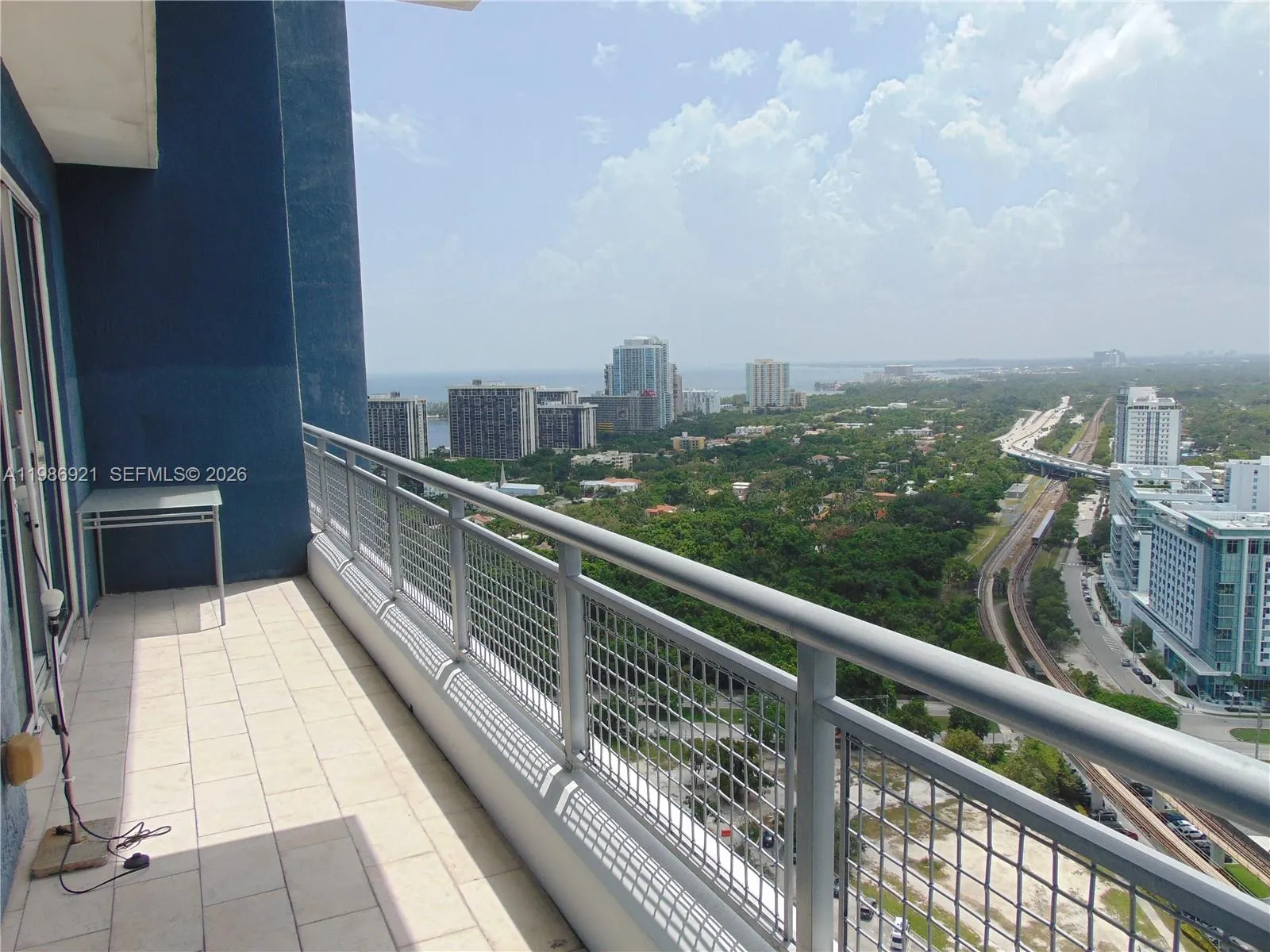 60 Sw 13th St 2619, Miami, Florida 33130, Miami, Florida 33130, 1 Bedroom Bedrooms, ,2 BathroomsBathrooms,Residential Lease,For Rent,60 Sw 13th St 2619, Miami, Florida 33130,A11986921