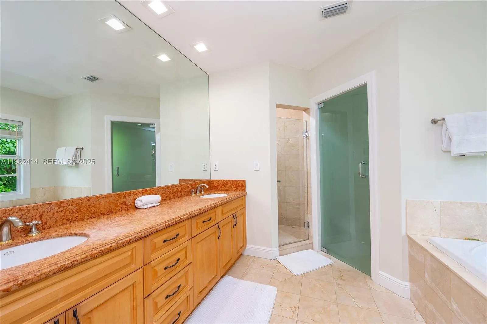 760 Glenridge Rd 0, Key Biscayne, Florida 33149, Key Biscayne, Florida 33149, 4 Bedrooms Bedrooms, ,6 BathroomsBathrooms,Residential Lease,For Rent,760 Glenridge Rd 0, Key Biscayne, Florida 33149,A11982414