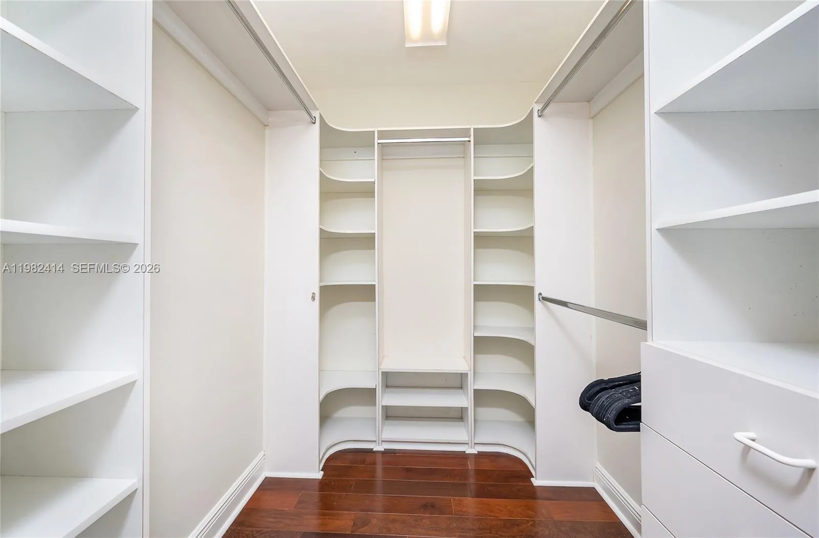 760 Glenridge Rd 0, Key Biscayne, Florida 33149, Key Biscayne, Florida 33149, 4 Bedrooms Bedrooms, ,6 BathroomsBathrooms,Residential Lease,For Rent,760 Glenridge Rd 0, Key Biscayne, Florida 33149,A11982414