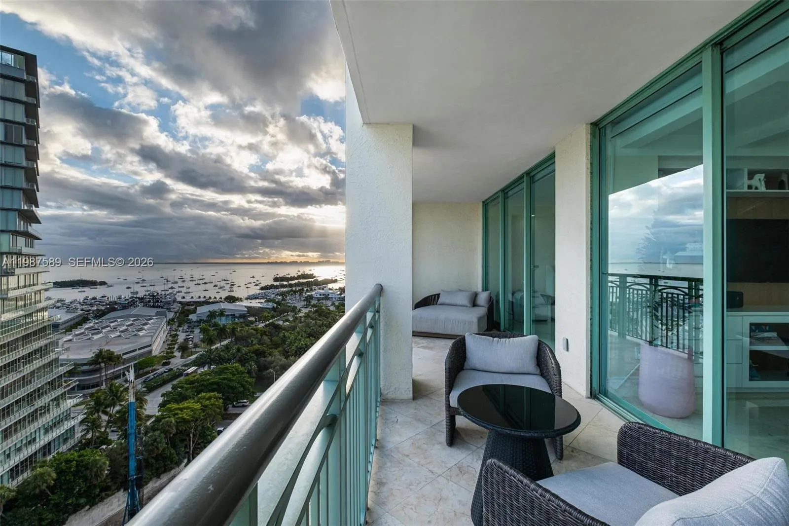3400 Sw 27th Ave 1706, Miami, Florida 33133, Miami, Florida 33133, 2 Bedrooms Bedrooms, ,2 BathroomsBathrooms,Residential,For Sale,3400 Sw 27th Ave 1706, Miami, Florida 33133,A11987589